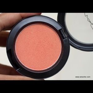 MAC - springsheen sheertone shimmer blush